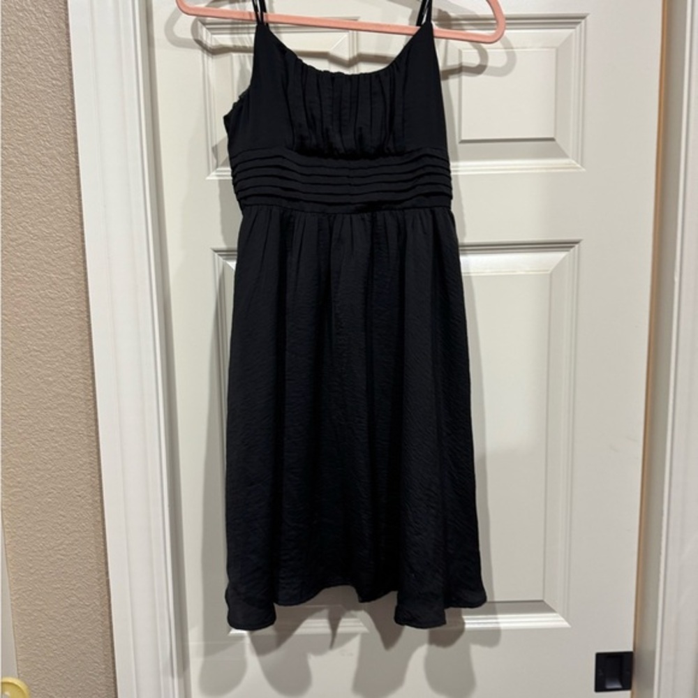 H&M Classic Black Sleeveless Dress – Size 6
